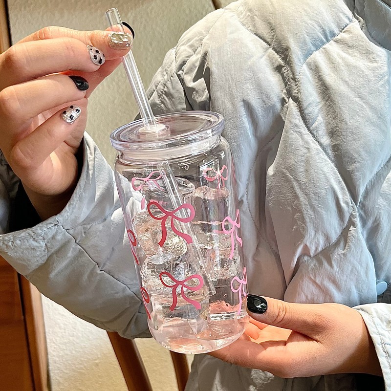 كوب بلاستيكي وردي لطيف بفيونكة - مراجعة Training Cup Straw وسعره