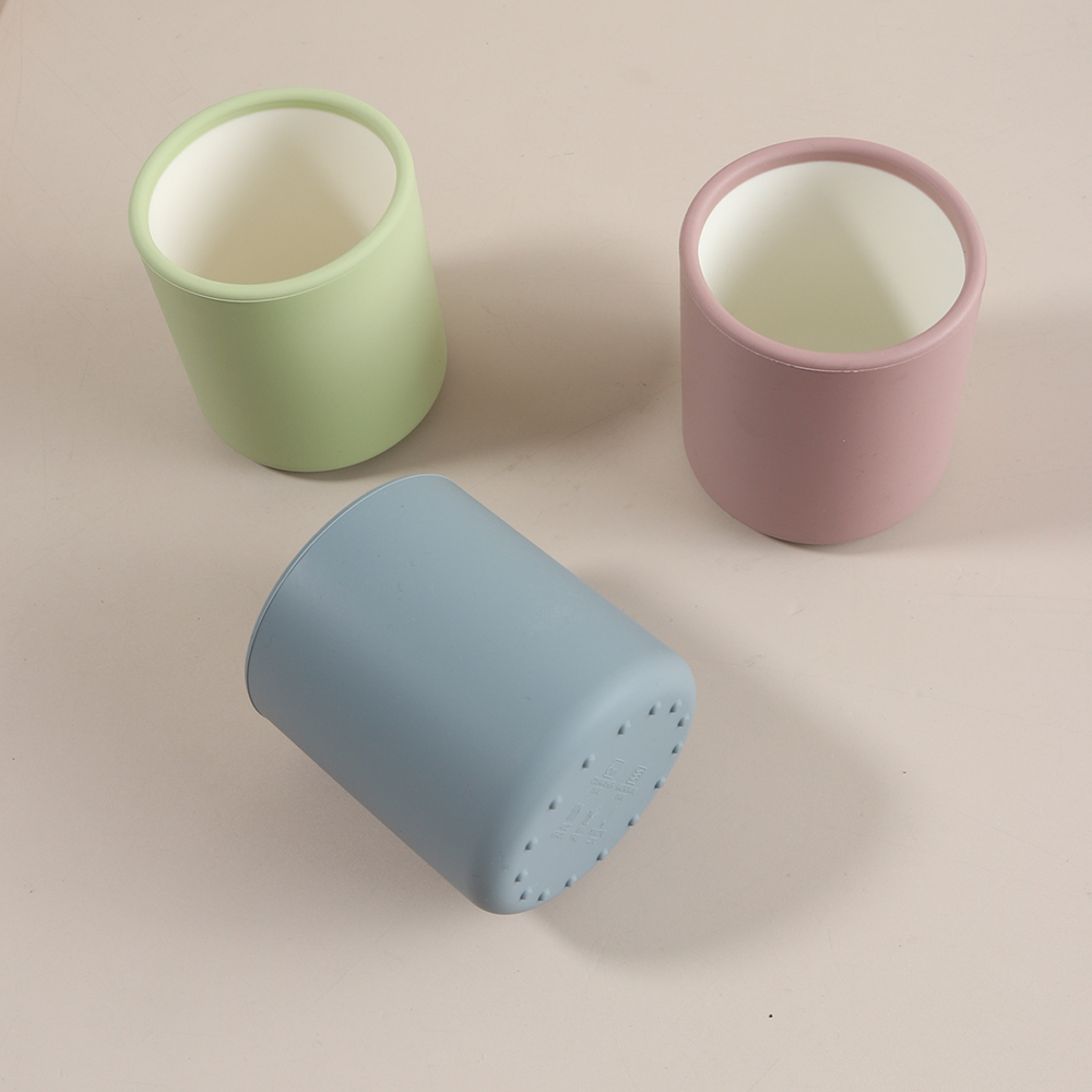 كوب تدريب سيليكون للأطفال مخصص - مراجعة Baby Food Equipment وسعره