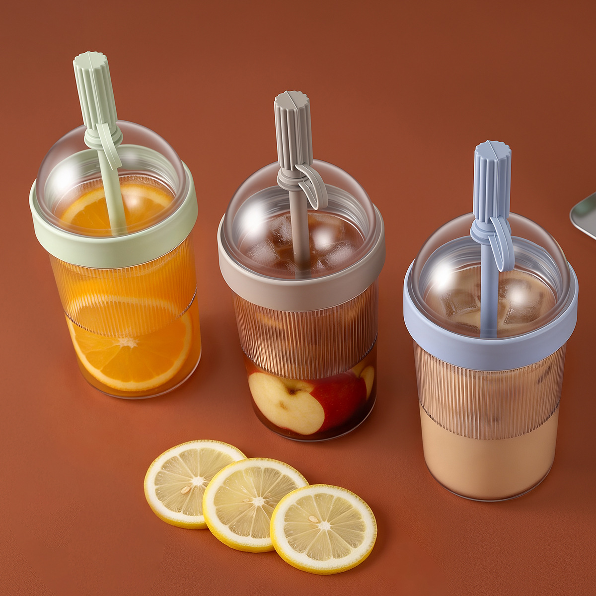 أكواب قهوة مع أغطية قابلة لإعا - مراجعة Training Cup Straw وسعره