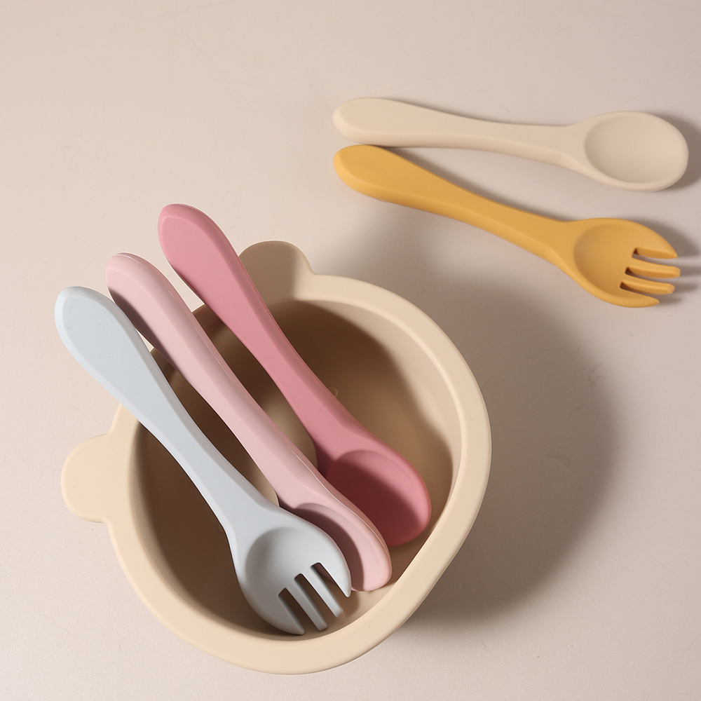ملعقة وشوكة سيليكون مخصصة (زوج - مراجعة Baby Food Guide وسعره