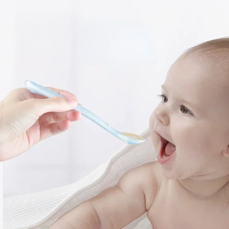 ملعقة أطفال من السيليكون الناع - مراجعة Baby Food Guide وسعره