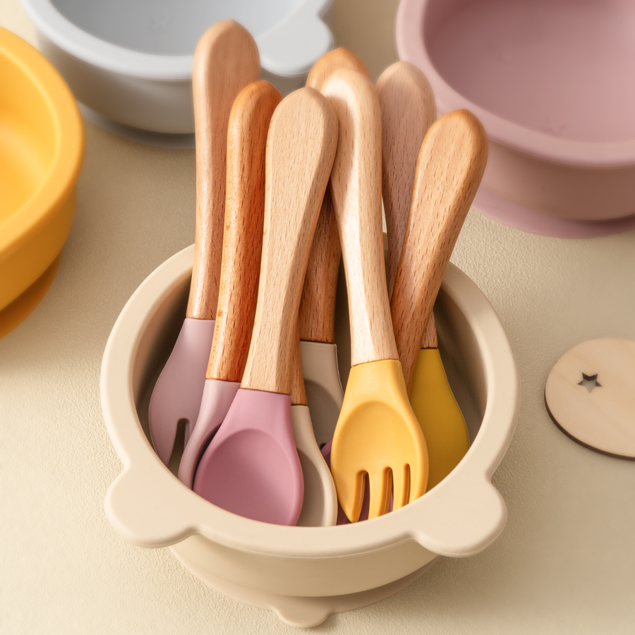 2 قطعة ملاعق تعلم الطفل أواني  - مراجعة Baby Food Guide وسعره