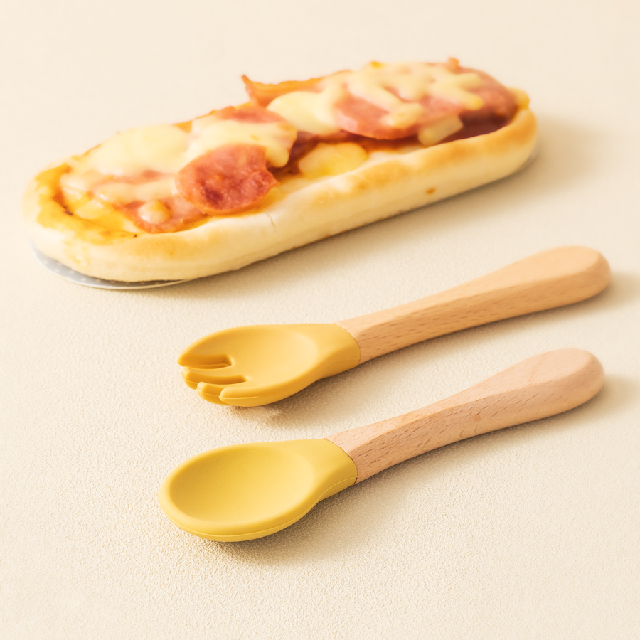 2 قطعة ملاعق تعلم الطفل أواني  - مراجعة Baby Food Guide وسعره